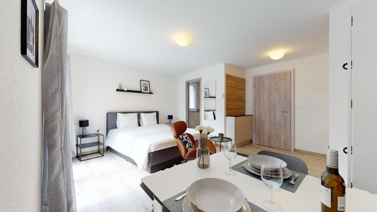 Nonanteneuf Appart Hotel Aigle - Contactless Check-In ภายนอก รูปภาพ