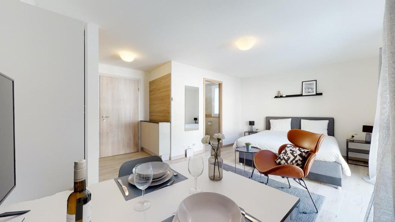 Nonanteneuf Appart Hotel Aigle - Contactless Check-In ภายนอก รูปภาพ