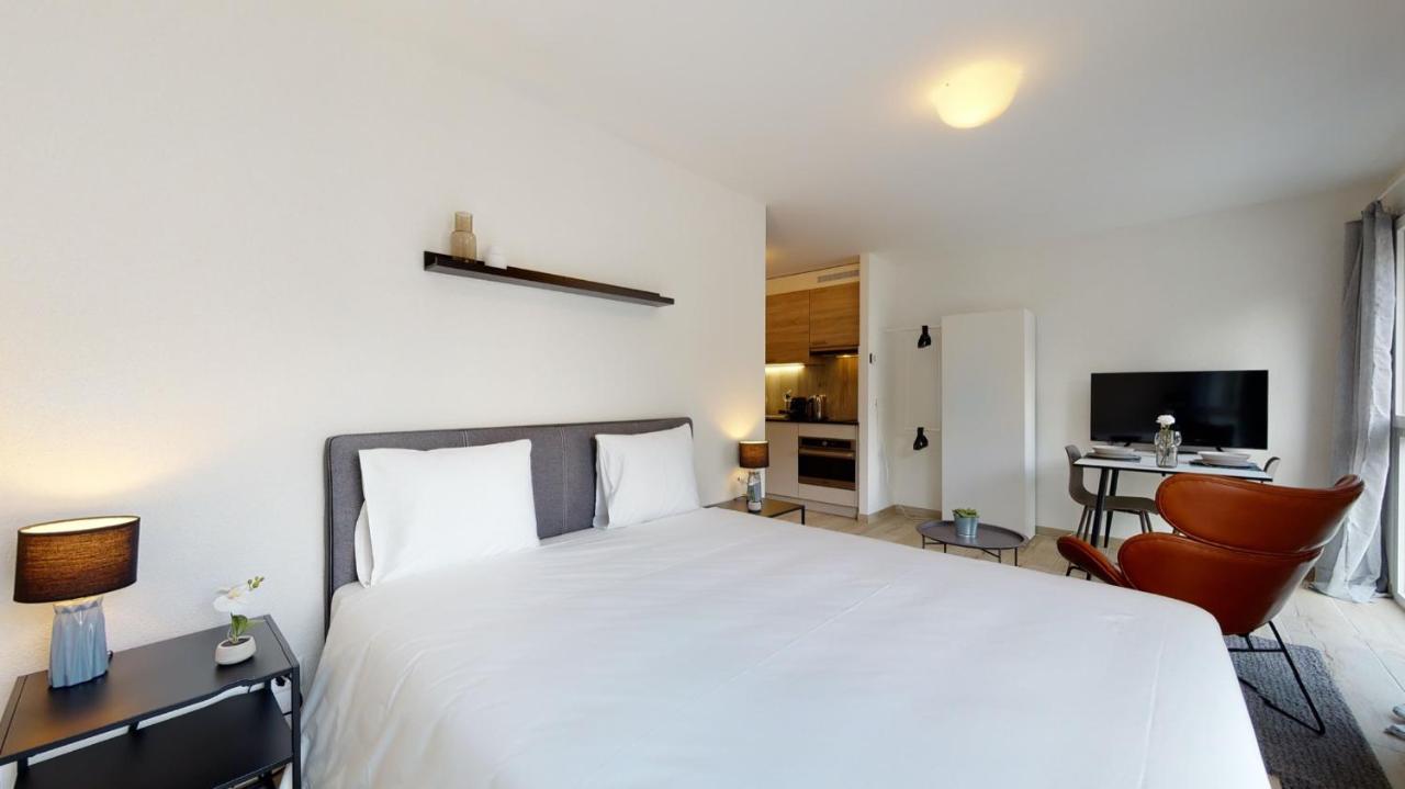 Nonanteneuf Appart Hotel Aigle - Contactless Check-In ภายนอก รูปภาพ