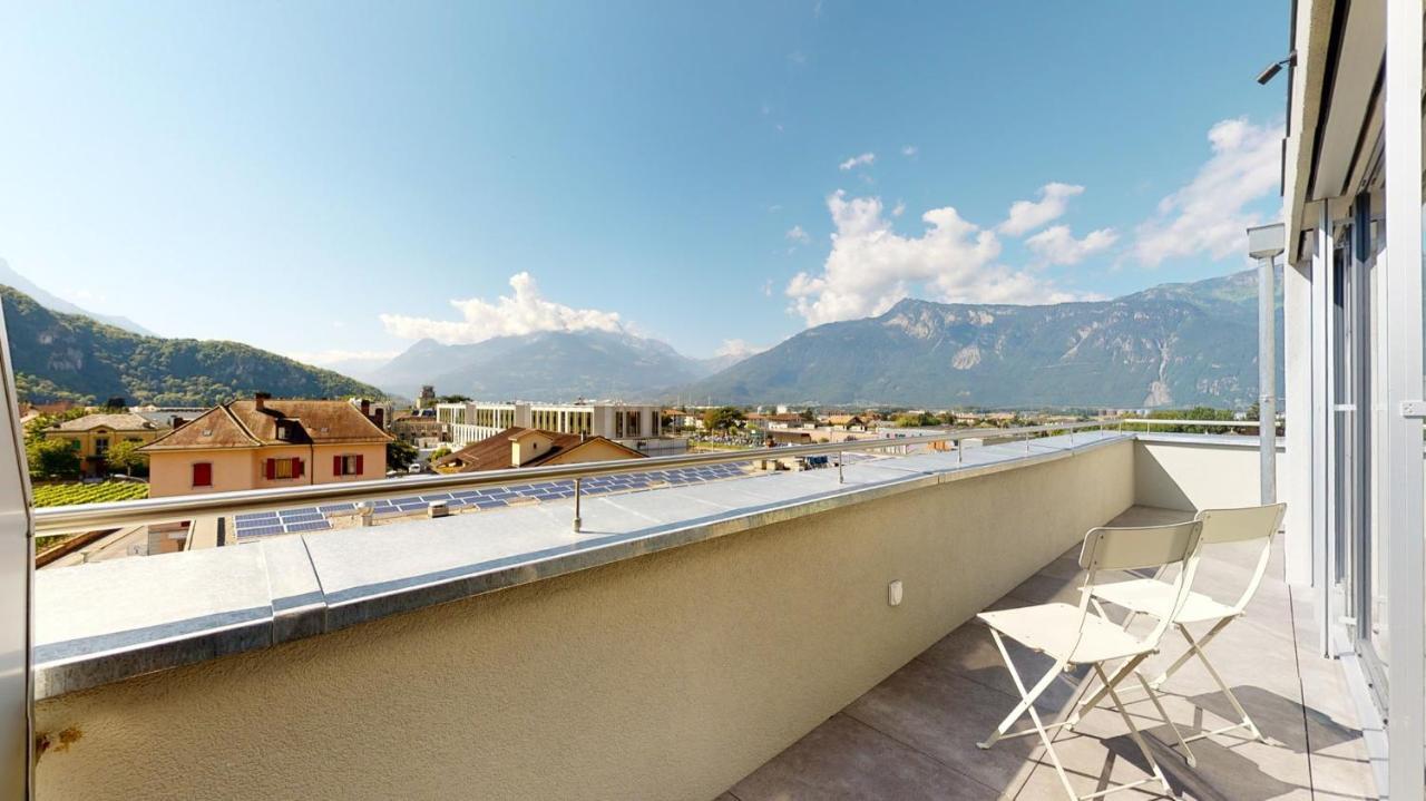 Nonanteneuf Appart Hotel Aigle - Contactless Check-In ภายนอก รูปภาพ
