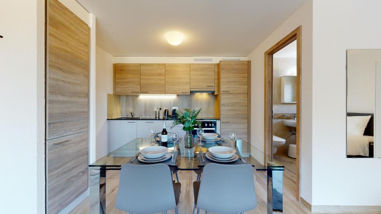 Nonanteneuf Appart Hotel Aigle - Contactless Check-In ภายนอก รูปภาพ