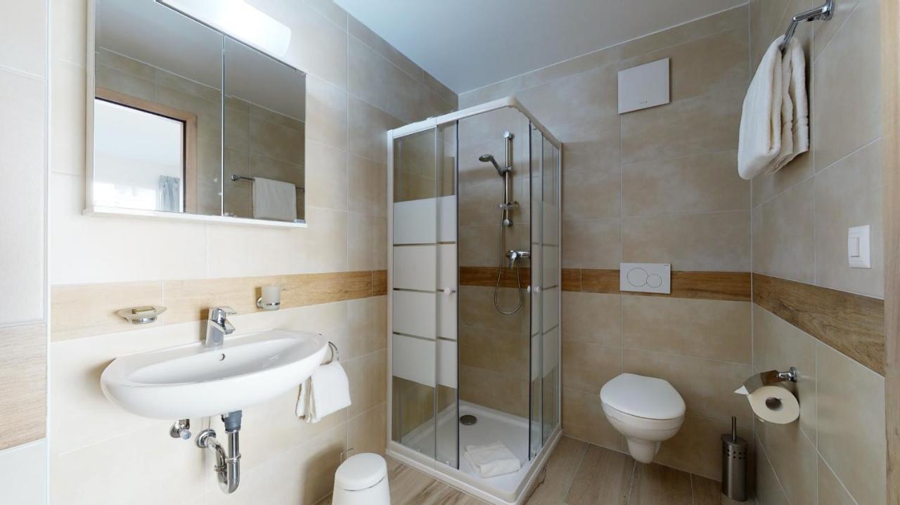 Nonanteneuf Appart Hotel Aigle - Contactless Check-In ภายนอก รูปภาพ